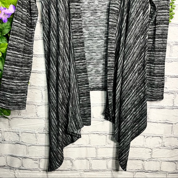 {🌼3/$30🌼Wet Seal Heather Grey Lightweight Open Front Cardigan Size Small - Picture 4 of 13